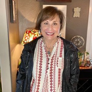 Meet your Posher, Allison